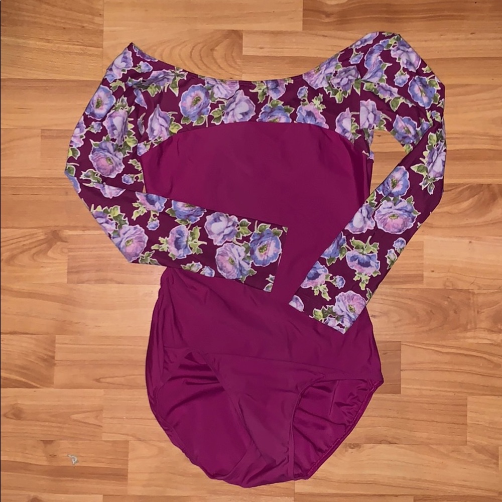 Eleve leotard - M - floral 3/4 sleeve fuschia